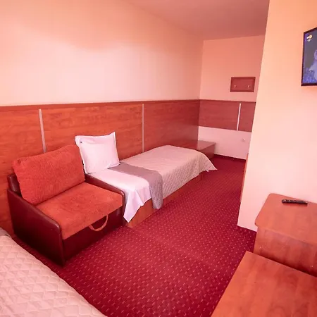 Nikemi Hotel 2*