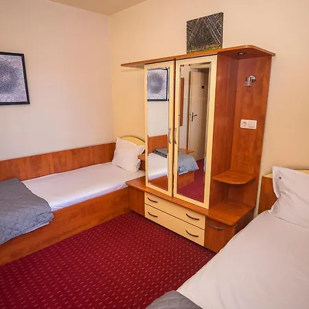 Hotel Nikemi 2*